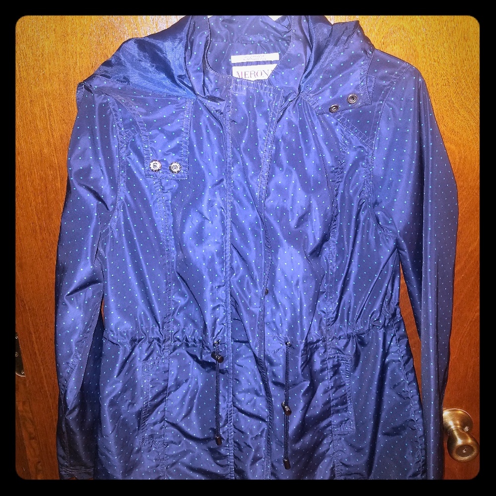 💦💦🌨🌨Cute polkadot raincoat